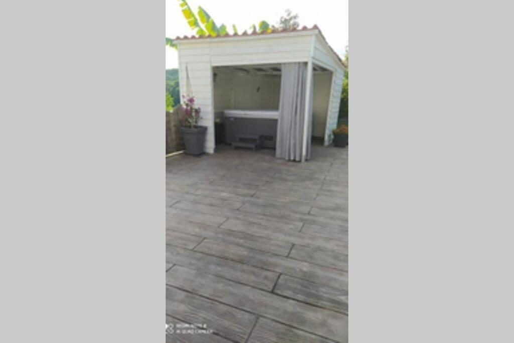 Appartement tout confort au calme avec jacuzzi Mouguerre Exterior foto